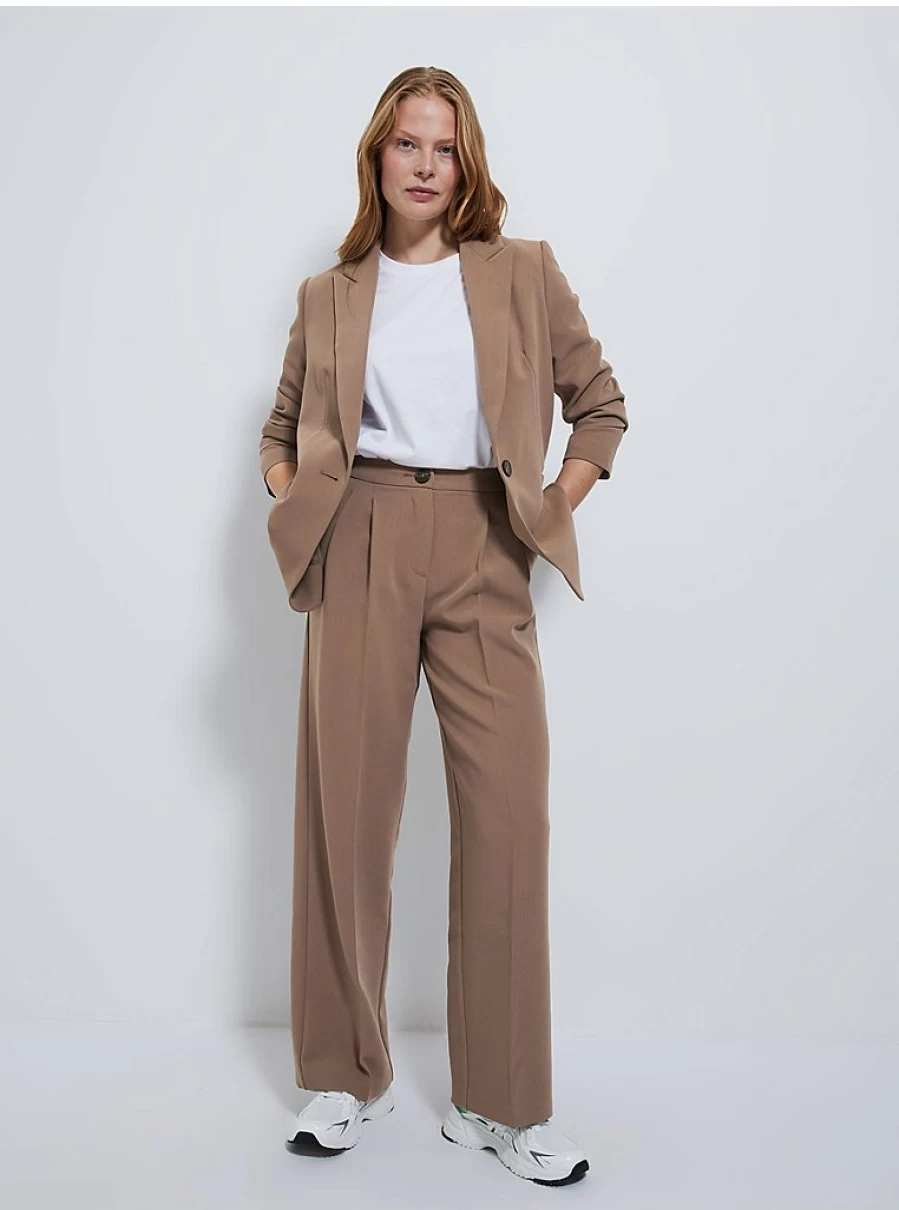 "George at Asda Women's Sand Formal Tailored Trousers – Review & Fit Guide"