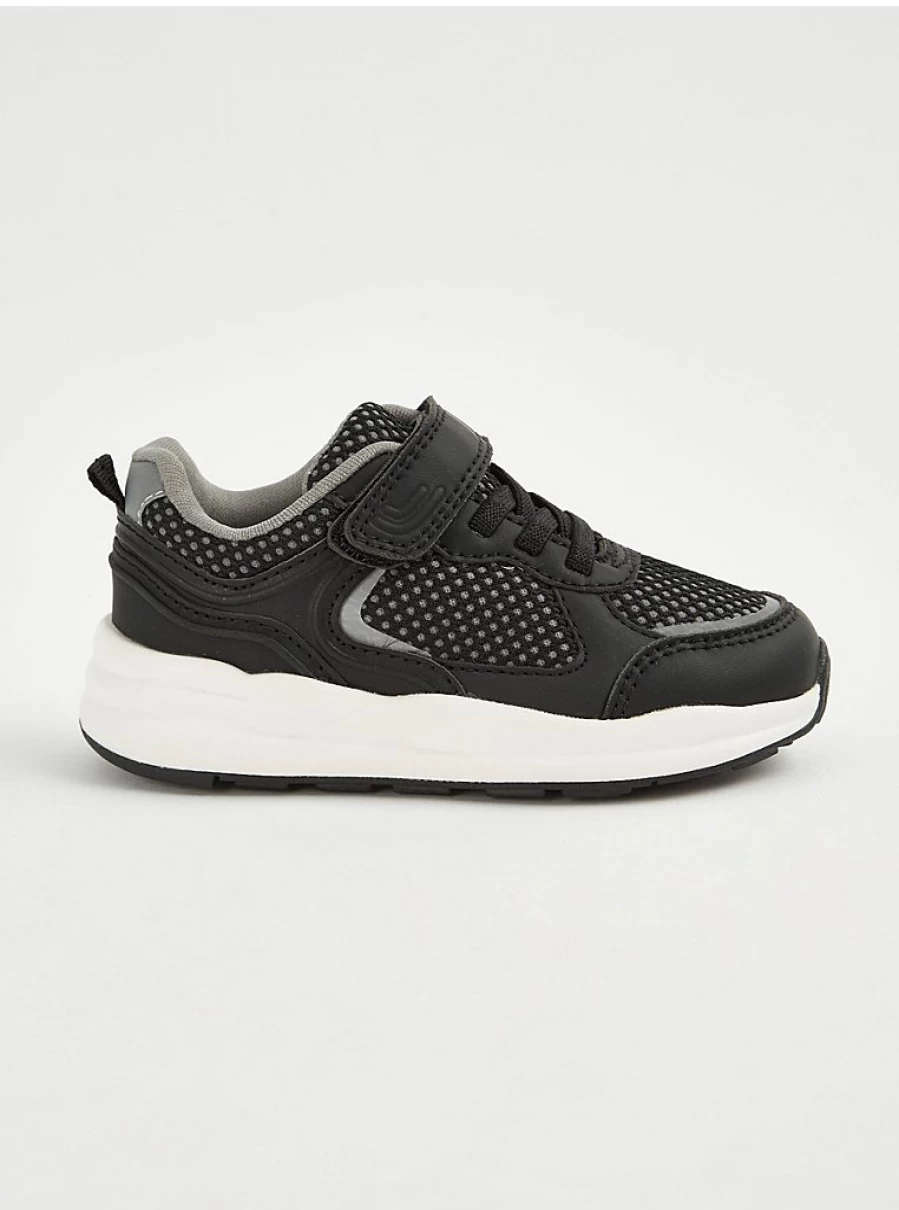 "George at Asda Kids' Black Mesh Sports Trainers – Lightweight & Breathable Running Shoes Review"