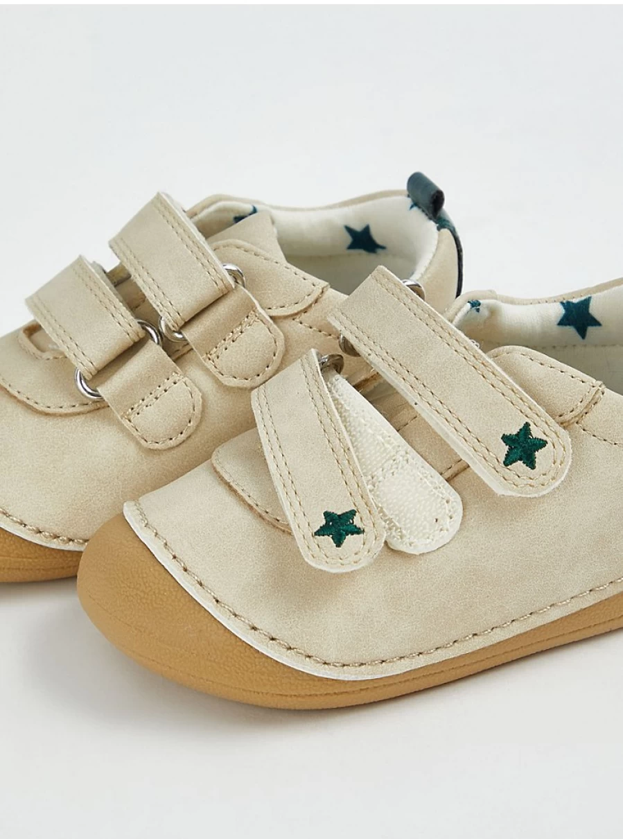 "George at Asda Boys' Beige Star Double Strap Baby Shoes – Reviews & Features"