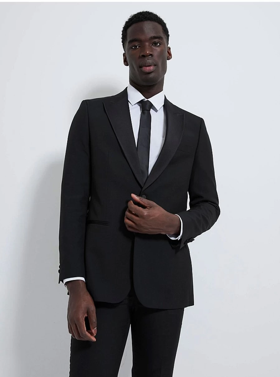 "George at Asda Men's Black Tuxedo Suit Review: Style & Fit Guide"