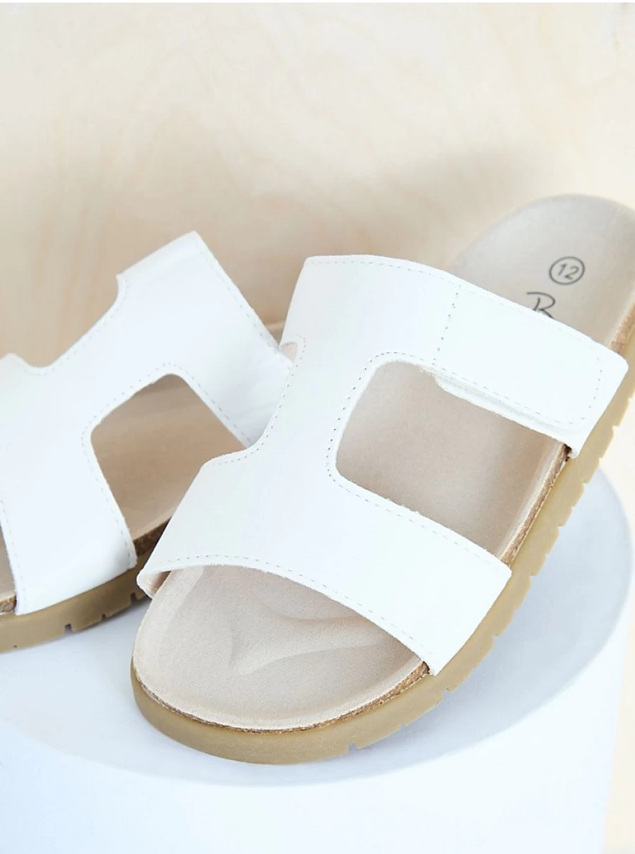 "George at Asda Girls' White Slider Sandals – Billie Faiers Style | Kids' Footwear Reviews"