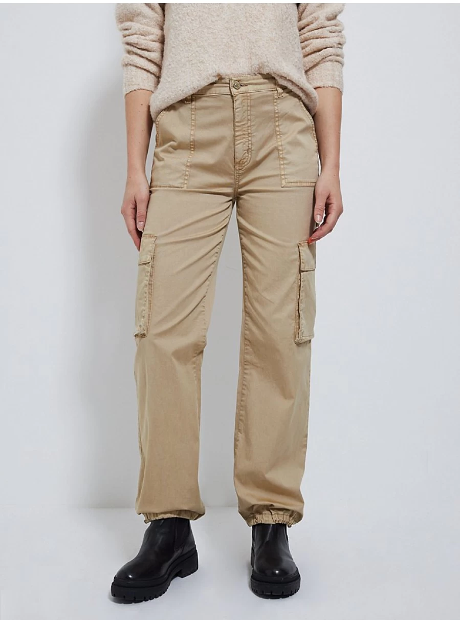 "George at Asda Women's Neutral Utility Trousers – Comfort & Style Review"