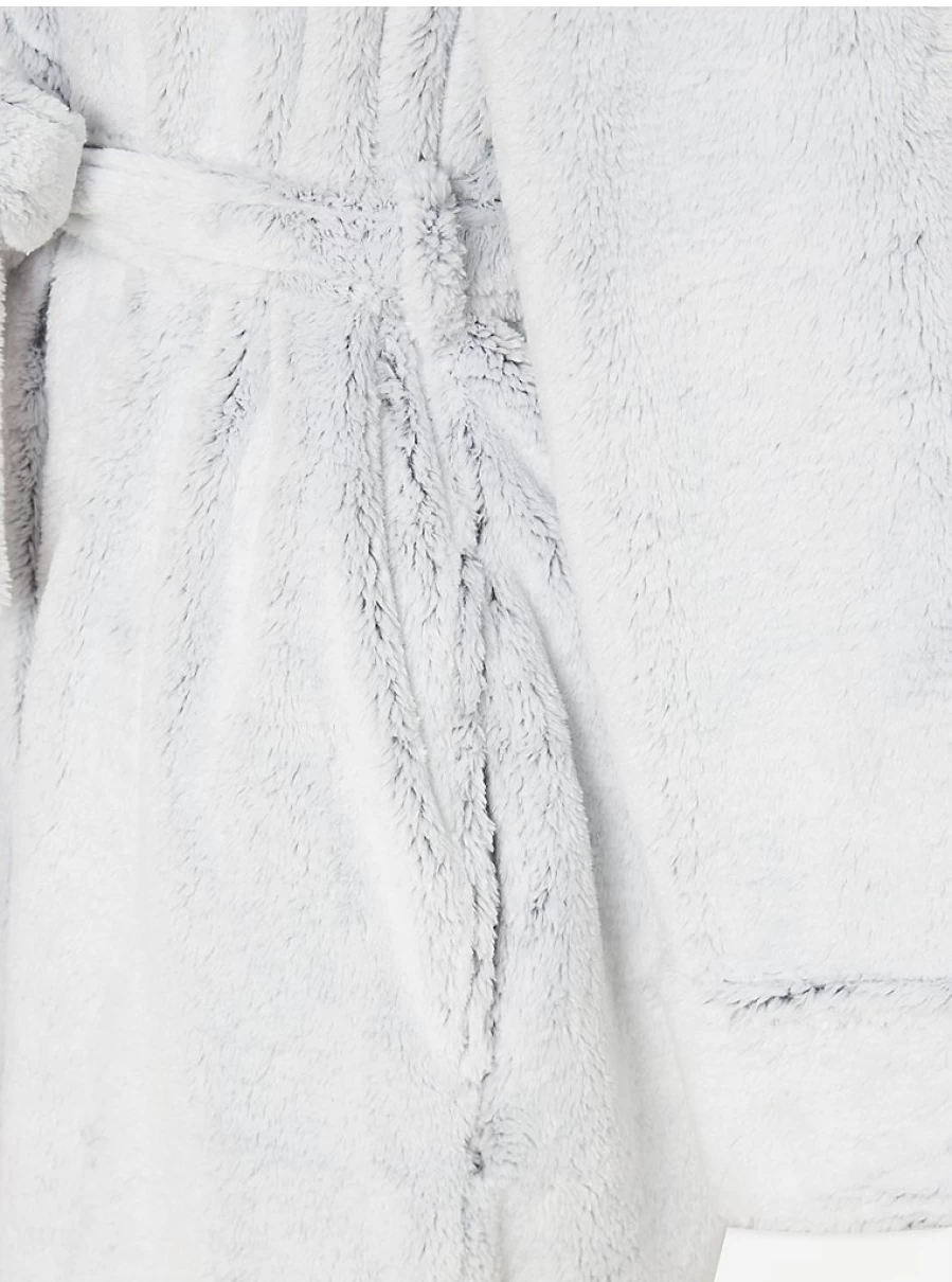 "George at Asda Grey Faux Fur Dressing Gown – Soft Warm Loungewear Review"