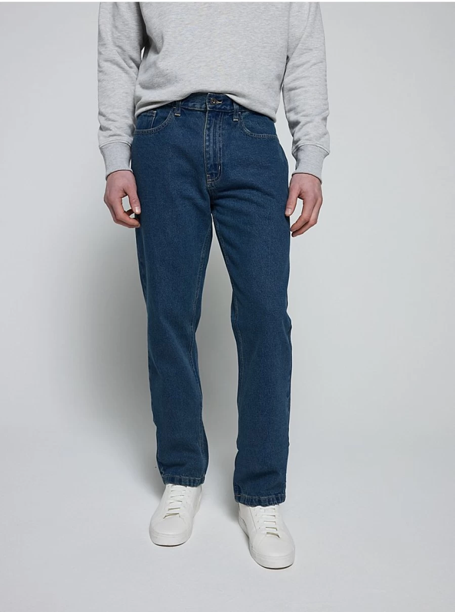 "George at Asda Men's Mid Blue Straight Fit Jeans – Comfort & Style Review"