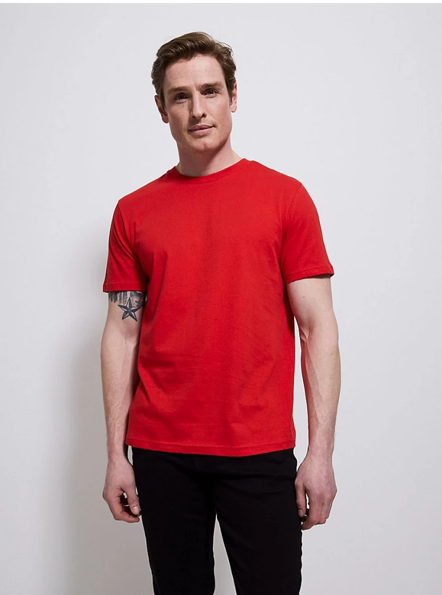 George at Asda Men's Red Classic Crew Neck T-Shirt – Comfort Fit Cotton Tee Review