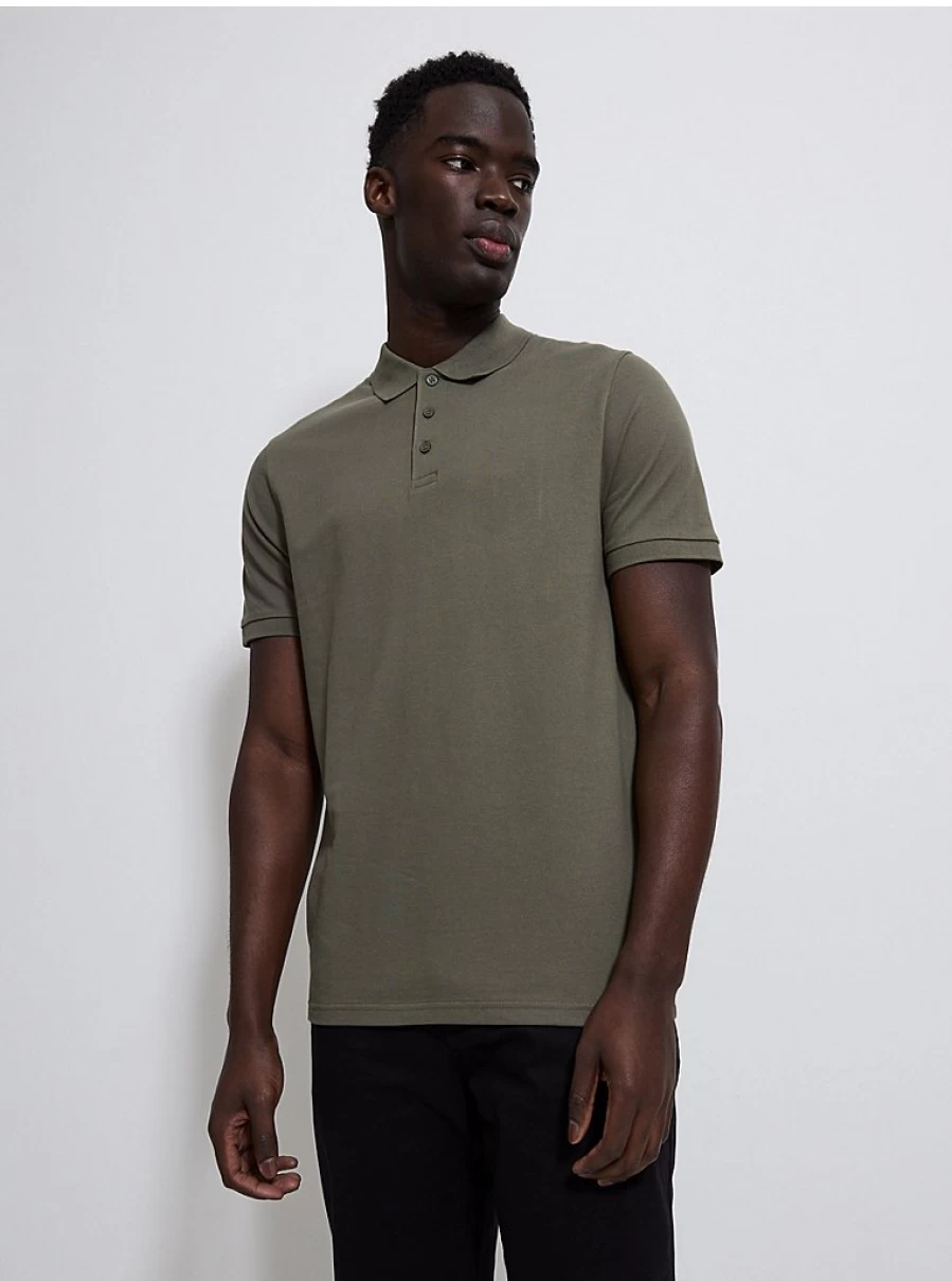 "George at Asda Men's Khaki Polo Shirt – Reviews & Style Guide"