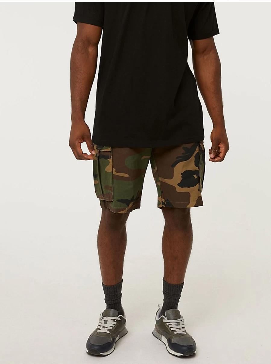 Men's Khaki Camo Cargo Shorts by George at Asda – Durable & Stylish Military-Inspired Shorts