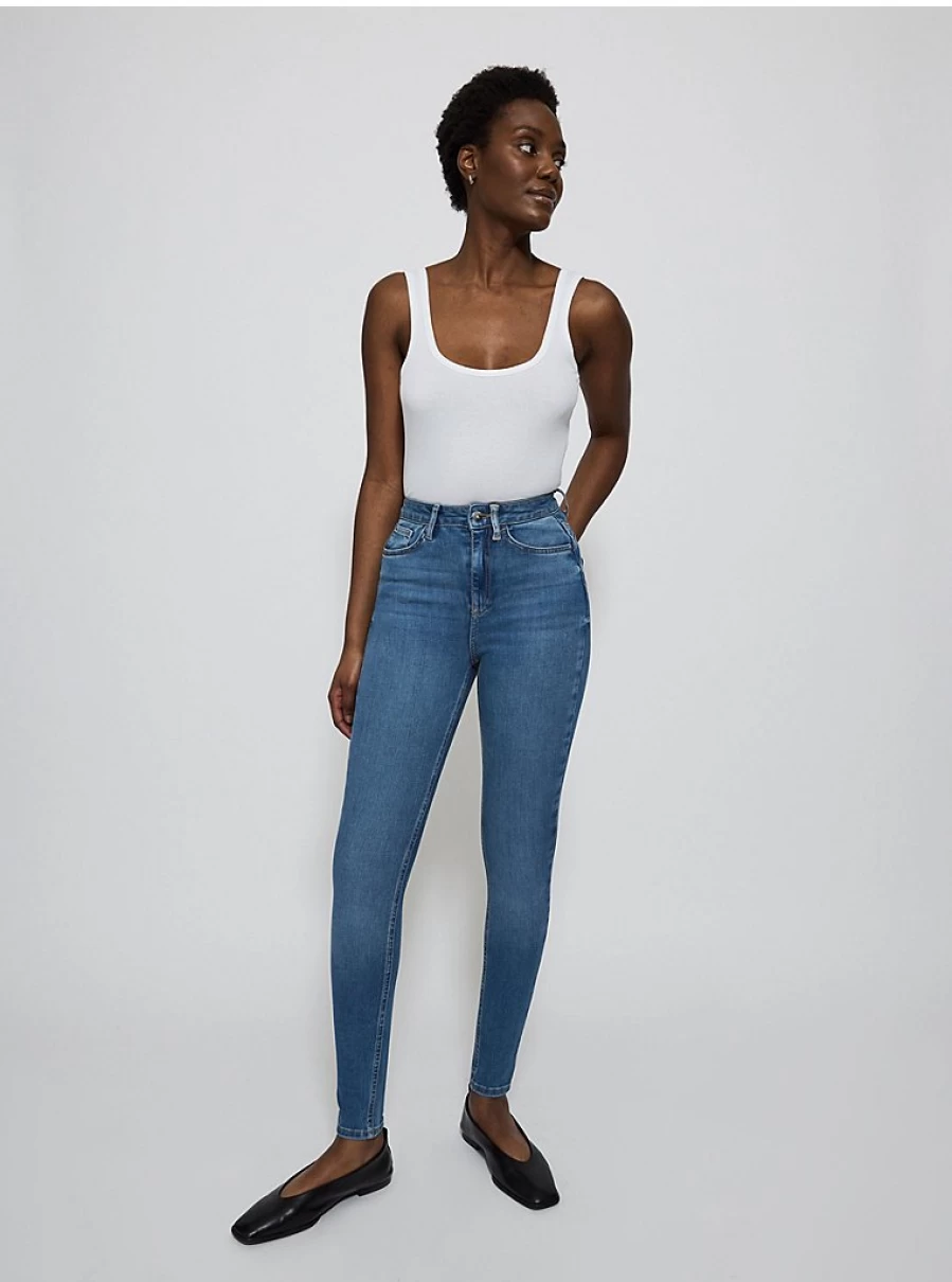 "George at Asda Women's Ultimate Skinny Jeans Review | Fit, Style & Comfort"