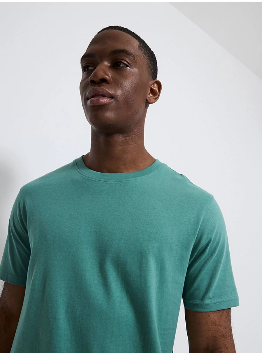 "George at Asda Men's Jade Green Crew Neck T-Shirt – Comfort & Style Review"