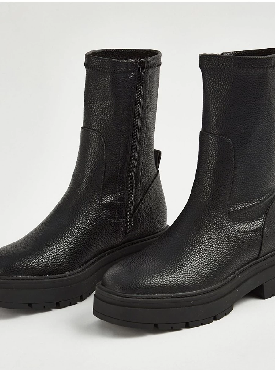 Women's Black Chunky Heel Wide Fit Zip Ankle Boots | George at Asda
