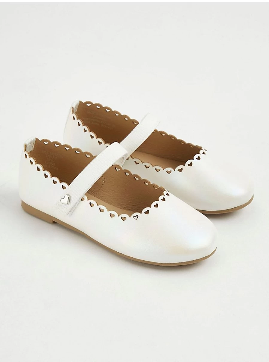 "George at Asda Kids' White Iridescent Heart Scalloped Ballet Flats – Reviews & Features"