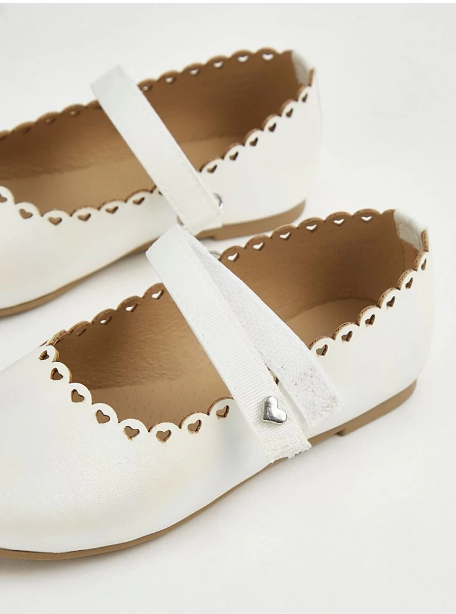 "George at Asda Kids' White Iridescent Heart Scalloped Ballet Flats – Reviews & Features"
