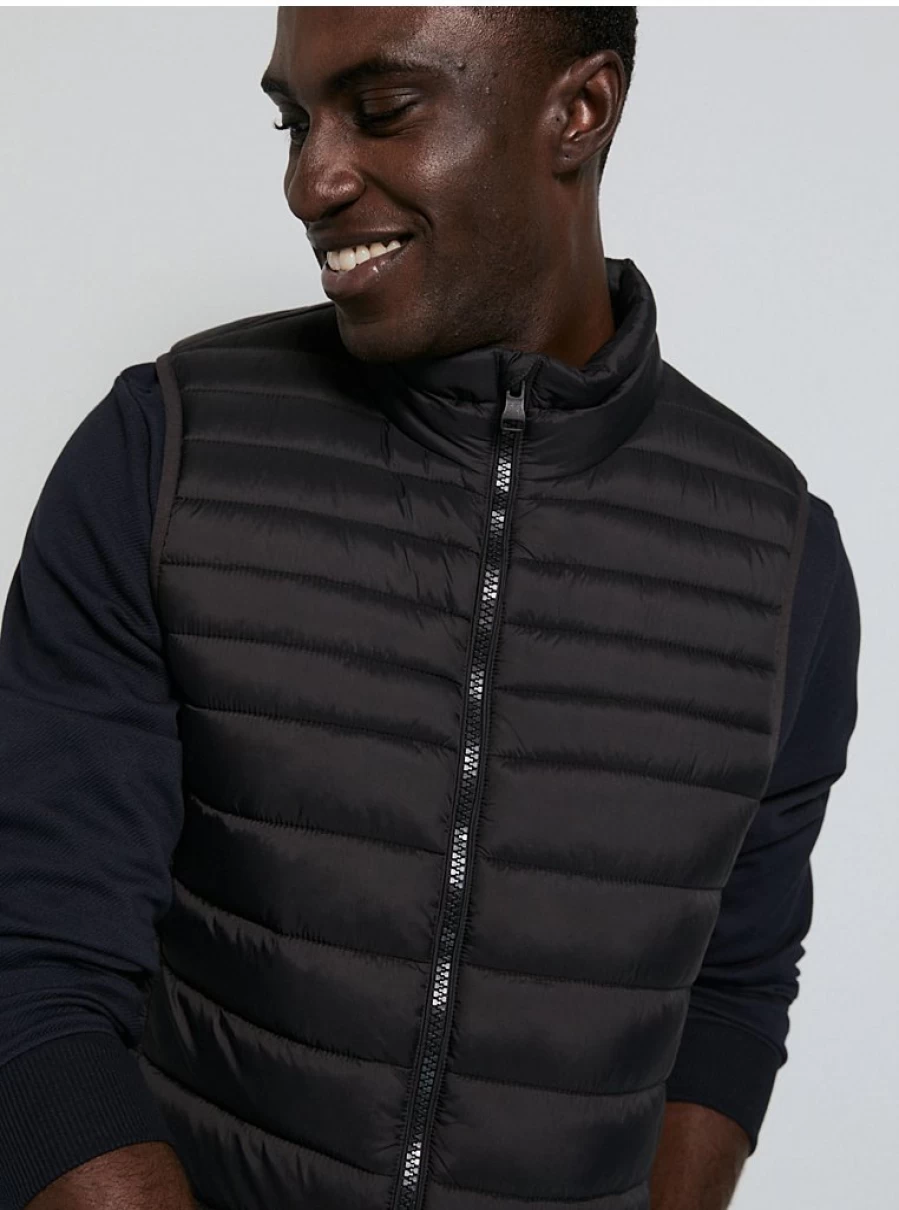 "George at Asda Men's Black Lightweight Padded Gilet – Reviews & Features"